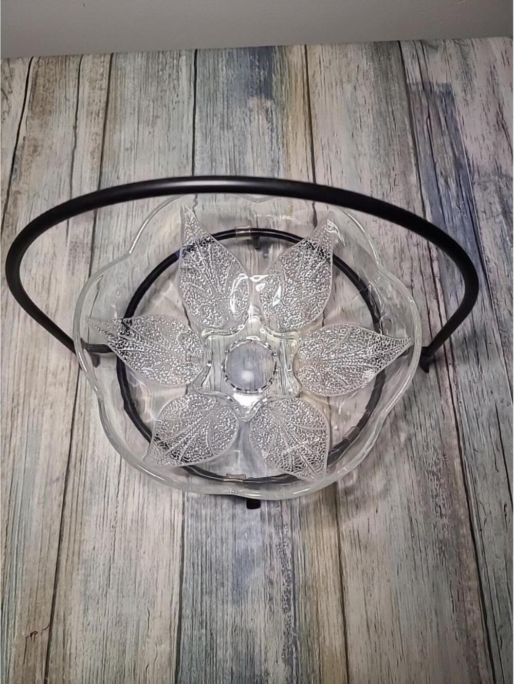 Clear Glass Bowl With Textured Leaf Pattern And Black Metal Wire Stand